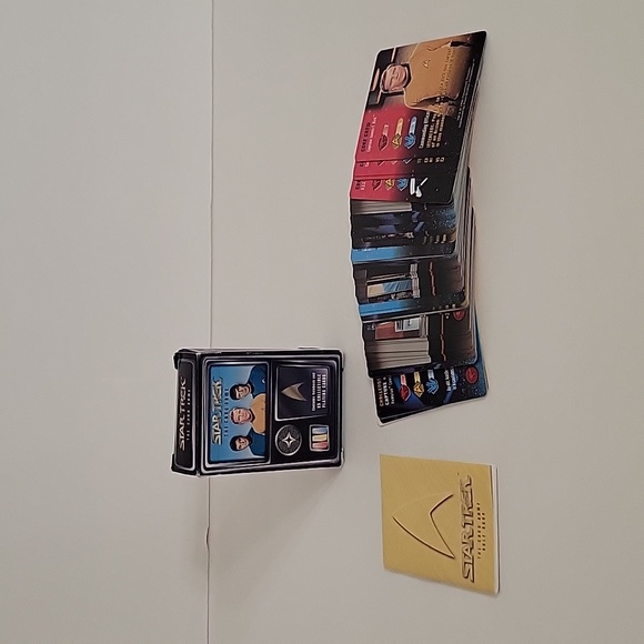 Star Trek The Card Game - Picture 5 of 8